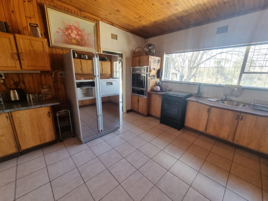 3 Bedroom Property for Sale in Lindequesdrif North West